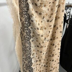 Floral Patterned Scarf